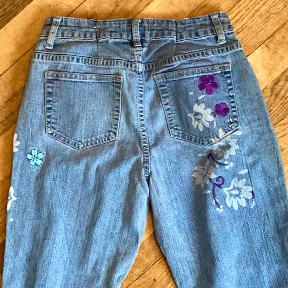 🌵Arizona Jeans Co. Embroidered JEANS 😎 Really COOL ⚠️ SZ  8-10 IMO